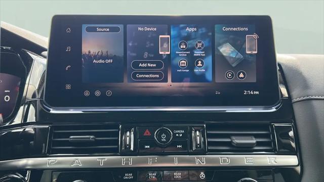 2026 Nissan Pathfinder SL