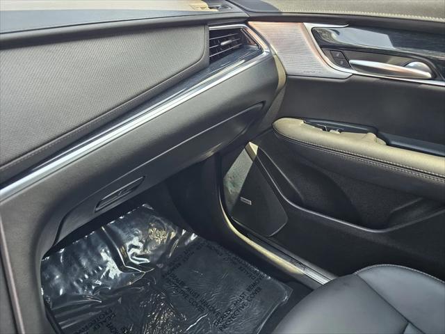 2024 Cadillac XT5 FWD Premium Luxury