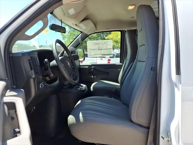 2026 Chevrolet Express Cargo Van 2500 Extended Wheelbase, WT, RWD