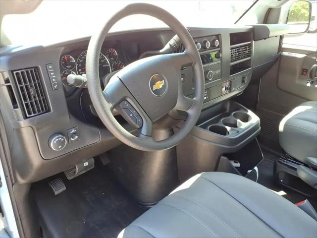 2026 Chevrolet Express Cargo Van 2500 Extended Wheelbase, WT, RWD