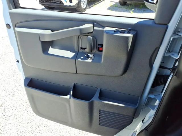 2026 Chevrolet Express Cargo Van 2500 Extended Wheelbase, WT, RWD