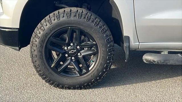 2022 Chevrolet Silverado 1500 4WD Crew Cab Standard Bed LT Trail Boss