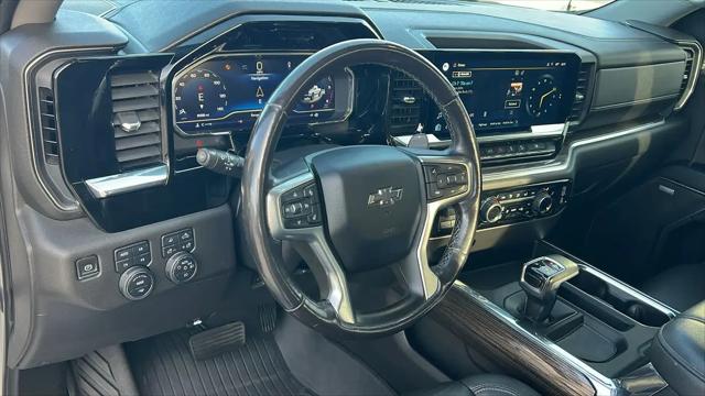 2022 Chevrolet Silverado 1500 4WD Crew Cab Standard Bed LT Trail Boss