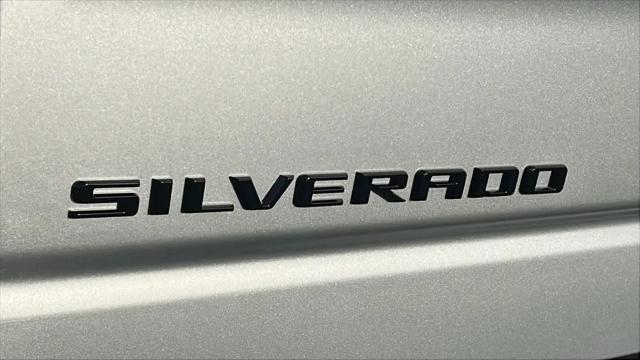 2022 Chevrolet Silverado 1500 4WD Crew Cab Standard Bed LT Trail Boss