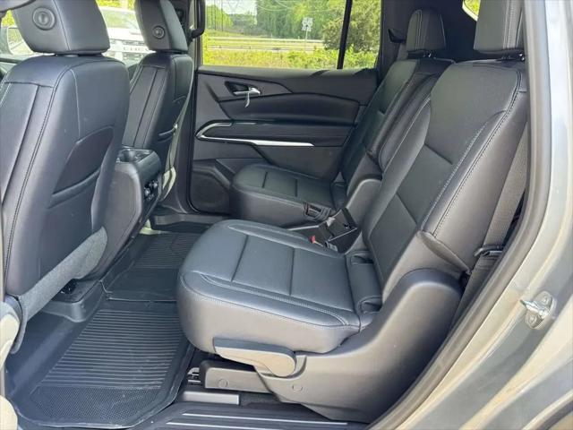 2026 Chevrolet Traverse AWD LT