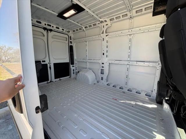 2024 Ram ProMaster 2500 Cargo Van Tradesman High Roof 136" WB w/Pass Seat
