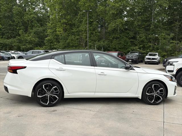 2026 Nissan Altima SR FWD