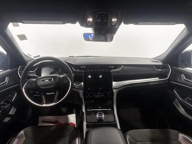 2025 Jeep Grand Cherokee Altitude 4x4