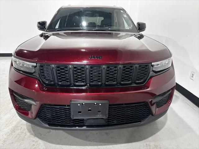 2025 Jeep Grand Cherokee Altitude 4x4