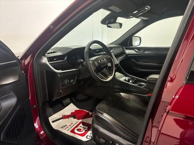 2025 Jeep Grand Cherokee Altitude 4x4