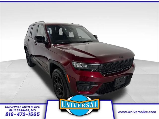 2025 Jeep Grand Cherokee Altitude 4x4 for sale in Blue Springs, MO