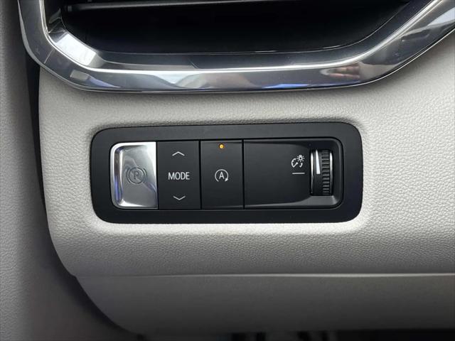 2026 GMC Acadia Denali FWD