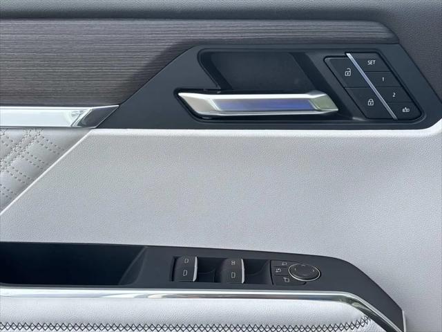 2026 GMC Acadia Denali FWD