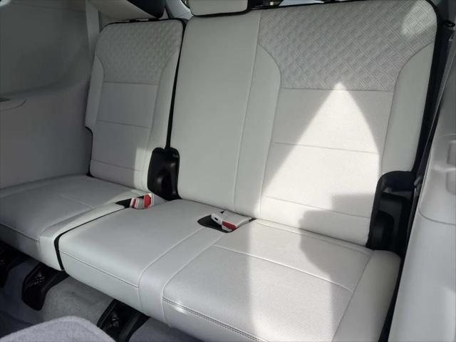 2026 GMC Acadia Denali FWD