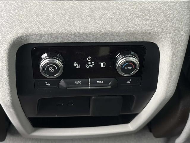 2026 GMC Acadia Denali FWD