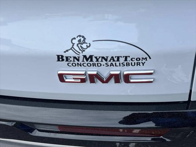 2026 GMC Acadia Denali FWD