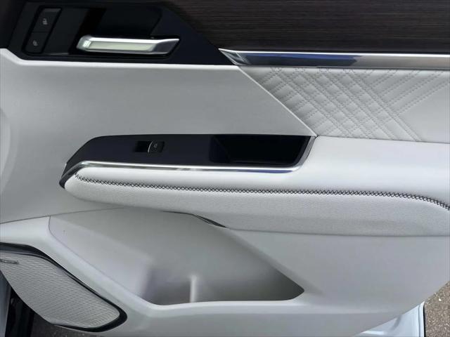 2026 GMC Acadia Denali FWD