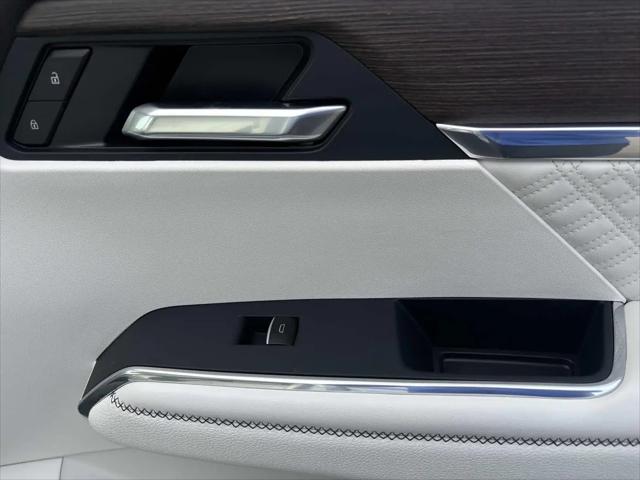 2026 GMC Acadia Denali FWD