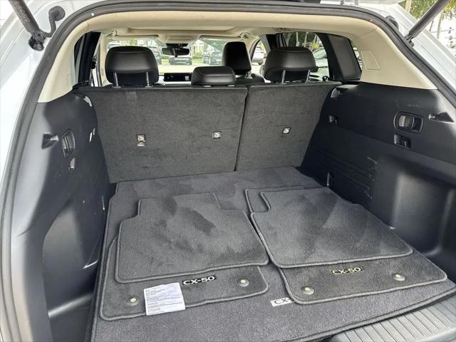 2024 Mazda CX-50 2.5 S Premium