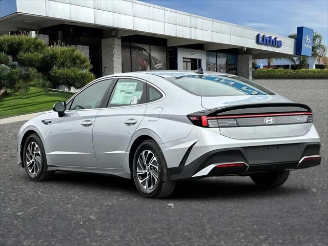 2026 Hyundai Sonata Hybrid Blue