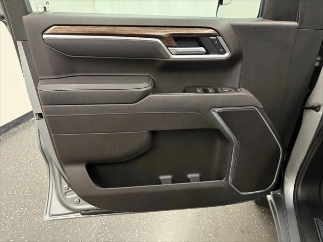 2026 Chevrolet Silverado 1500 4WD Crew Cab Short Bed RST
