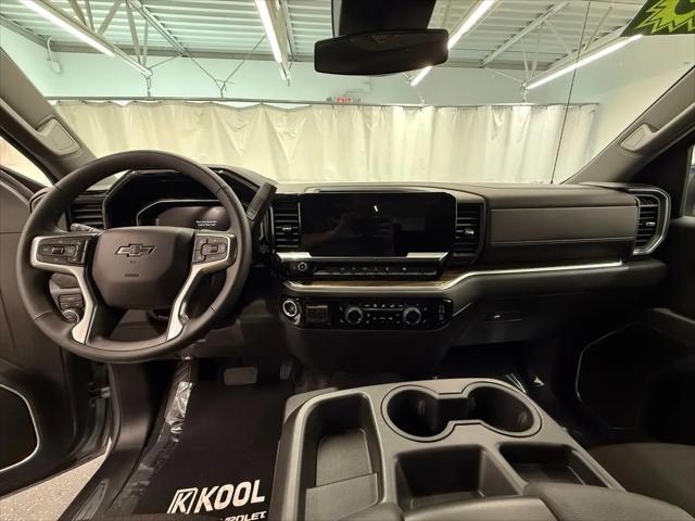 2026 Chevrolet Silverado 1500 4WD Crew Cab Short Bed RST