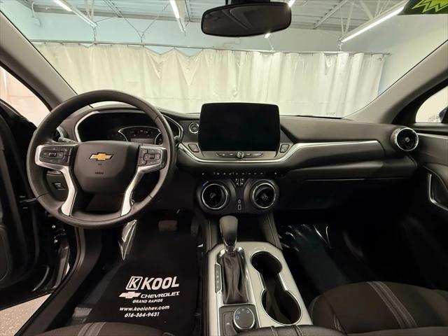 2025 Chevrolet Blazer AWD 2LT