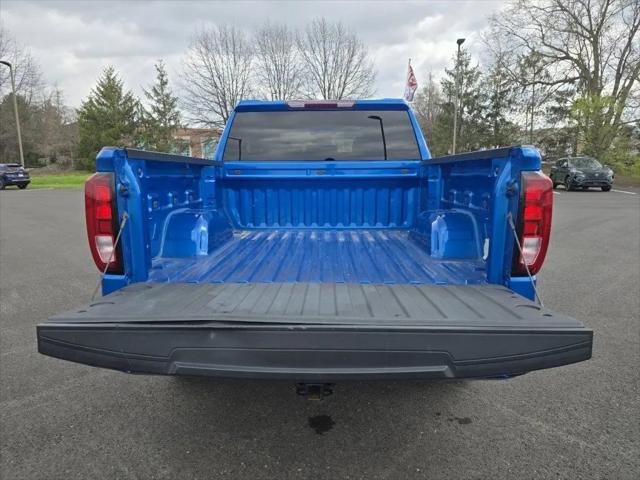 2024 GMC Sierra 1500 4WD Crew Cab Short Box Elevation with 3VL