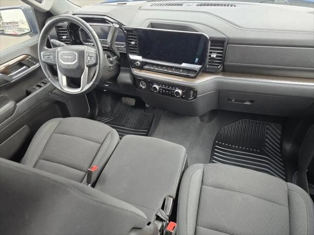 2024 GMC Sierra 1500 4WD Crew Cab Short Box Elevation with 3VL