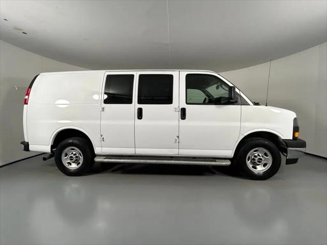 2024 GMC Savana Cargo RWD 2500 Regular Wheelbase Work Van