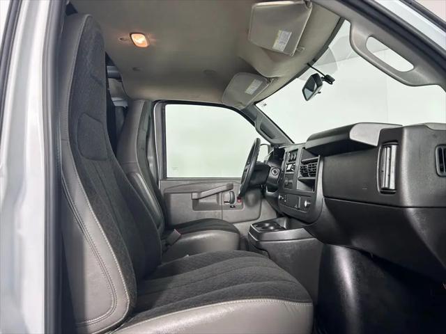 2024 GMC Savana Cargo RWD 2500 Regular Wheelbase Work Van