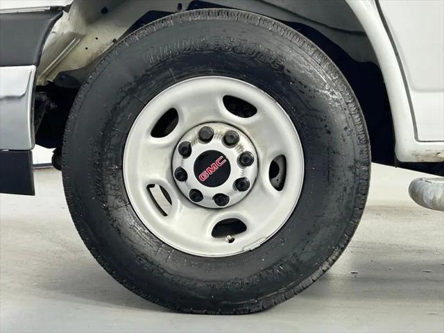 2024 GMC Savana Cargo RWD 2500 Regular Wheelbase Work Van