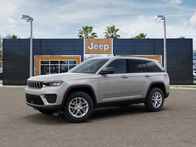 2026 Jeep Grand Cherokee Laredo 4x4