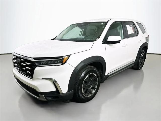 2023 Honda Pilot AWD EX-L 8 Passenger
