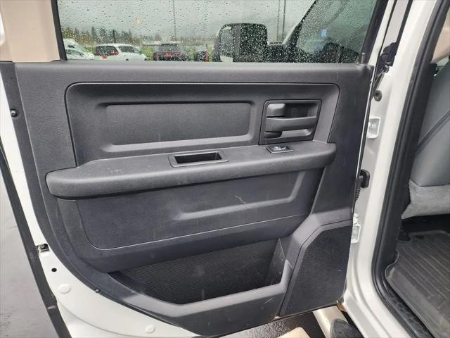 2018 Ram 3500 Tradesman Crew Cab 4x4 8' Box