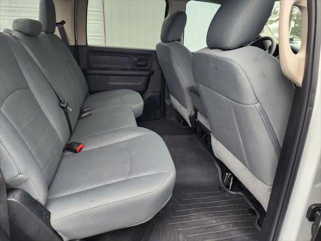 2018 Ram 3500 Tradesman Crew Cab 4x4 8' Box