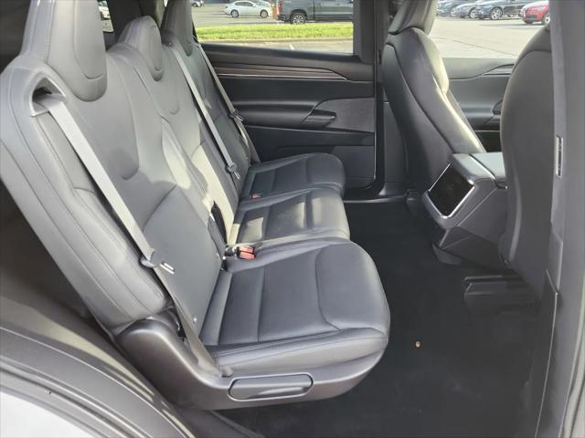 2023 Tesla Model X Standard Range