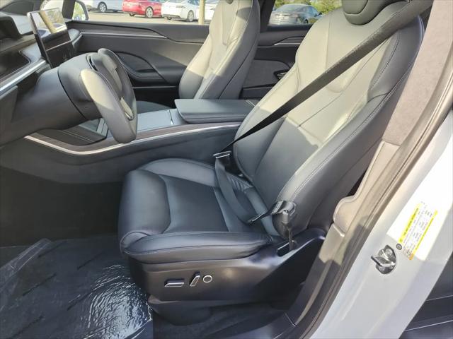 2023 Tesla Model X Standard Range
