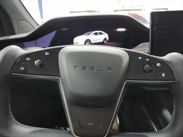 2023 Tesla Model X Standard Range