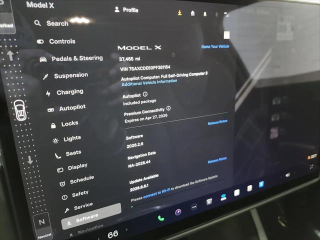 2023 Tesla Model X Standard Range