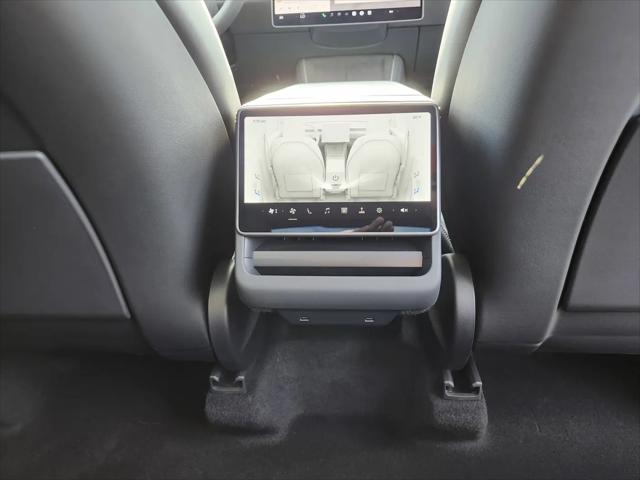 2026 Tesla Model Y Premium Rear-Wheel Drive