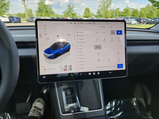 2026 Tesla Model Y Premium Rear-Wheel Drive