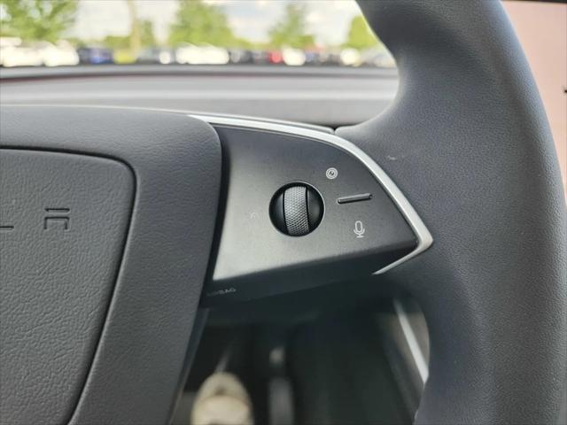 2026 Tesla Model Y Premium Rear-Wheel Drive