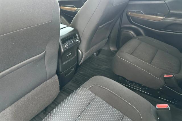 2022 GMC Acadia AWD SLE