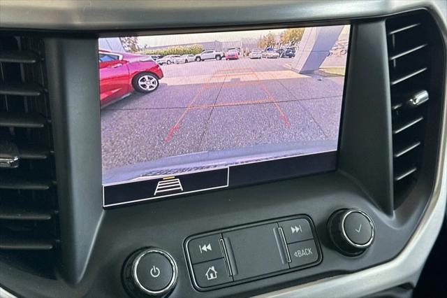 2022 GMC Acadia AWD SLE