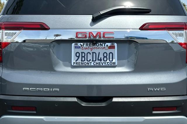 2022 GMC Acadia AWD SLE