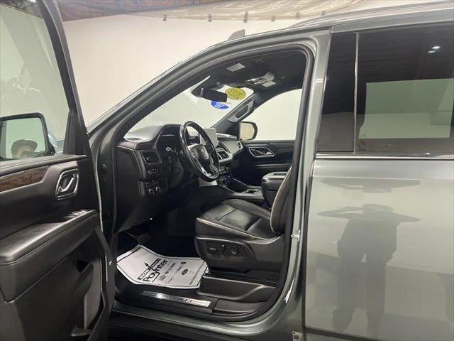 2023 Chevrolet Suburban 4WD Premier