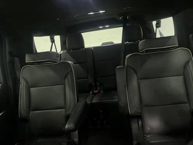 2023 Chevrolet Suburban 4WD Premier