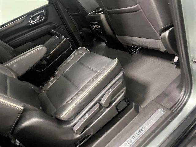2023 Chevrolet Suburban 4WD Premier