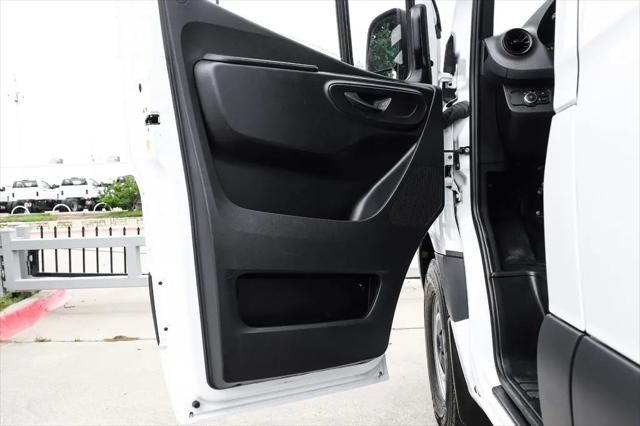 2023 Mercedes-Benz Sprinter 2500 Standard Roof 4-Cyl Diesel HO